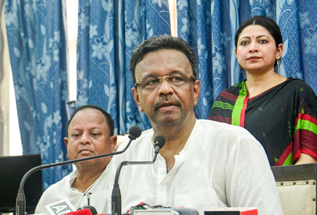 Trinamool MLA Firhad Hakim resigns as Kolkata Mayor after attending meet of CM Suvendu Adhikari