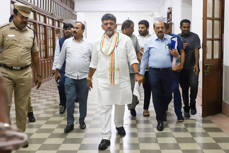 Shivakumar asks K’taka students to carry forward legacy of IISc, ISRO, HAL; avoids comments on hijab row