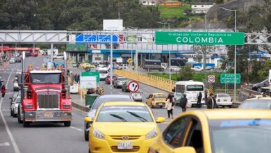 Ecuador lifts 100 pc tariff on Colombian goods from today