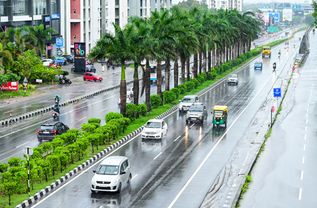 Monsoon knocks on Kerala’s door, heavy rain alerts issued