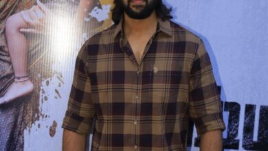 Aarav tells music director Darbuka Shiva: It was because of you that I got married! Aarav tells music director Darbuka Shiva: It was because of you that I got married!