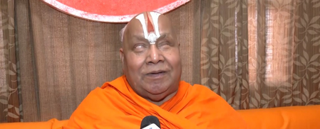 Jagadguru Rambhadracharya backs CM Yogi on ‘Gau Mata’ remark, calls for end to cow slaughter Jagadguru Rambhadracharya backs CM Yogi on ‘Gau Mata’ remark, calls for end to cow slaughter