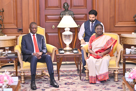 President Murmu meets South African Deputy Prez, calls for continued bilateral engagement