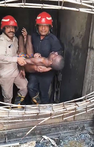 Delhi CM Gupta condoles loss of lives in Malviya Nagar fire, assures assistance to those affected
