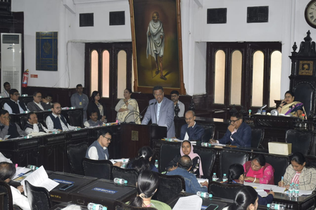 Calcutta HC allows KMC chairperson to convene monthly meetings as per Municipal Act