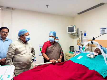 Malviya Nagar inferno: 15 admitted in Max Hospital, 6 on ventilator yet stable
