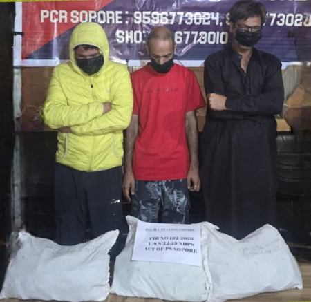 J&K Police arrest four drug peddlers in Sopore, recover psychotropic capsules