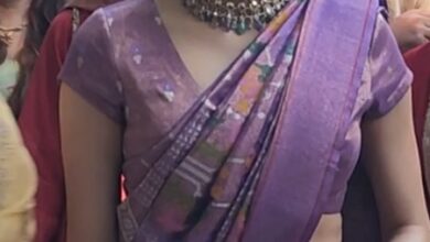 Janhvi Kapoor seeks divine blessings at Srivari Temple on ‘Peddi’ release