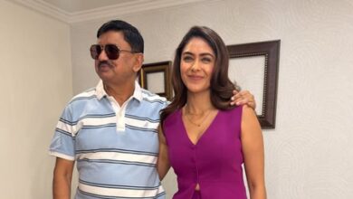 Mrunal Thakur shares a heartwarming moment with her father