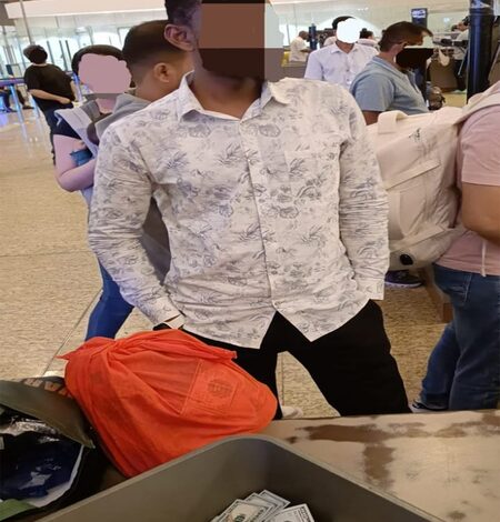 CISF seizes foreign currency worth Rs 1.39 crore at Mumbai airport, passenger held