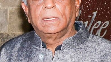 Govinda, Farhan Akhtar, Shatrughan Sinha, others attend last rites of Pahlaj Nihalani