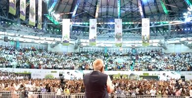 Surat collectively reaffirmed its commitment to making India strong, self-reliant: PM Modi Surat collectively reaffirmed its commitment to making India strong, self-reliant: PM Modi