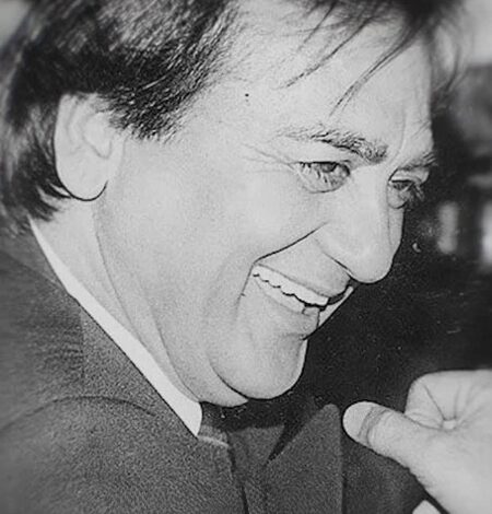 Priya Dutt pays an emotional tribute to father Sunil Dutt on his 97th birth anniversary