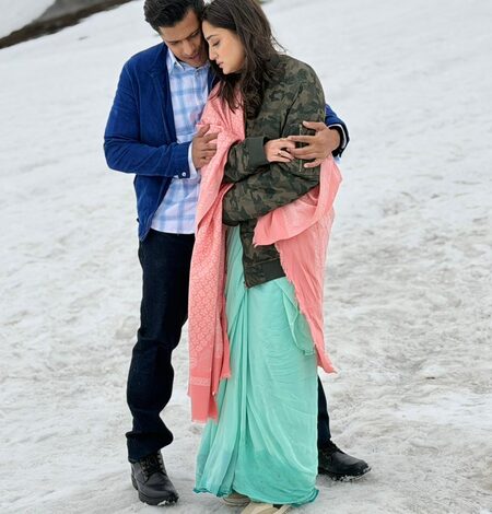 ‘Parshuram’ fame Shambhavi Singh shoots in a chiffon saree amidst snow in Manali, expresses excitement ‘Parshuram’ fame Shambhavi Singh shoots in a chiffon saree amidst snow in Manali, expresses excitement