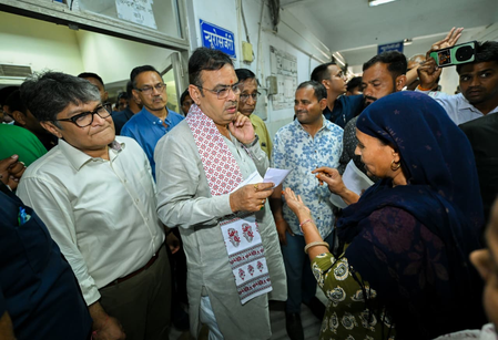 Rajasthan CM conducts surprise inspection of OPD services at SMS Hospital Rajasthan CM conducts surprise inspection of OPD services at SMS Hospital