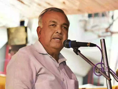 K’taka minister Ramalinga Reddy withdraws resignation after talks with Cong leadership K’taka minister Ramalinga Reddy withdraws resignation after talks with Cong leadership