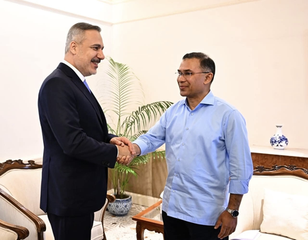 Dhaka: Turkish FM calls on Bangladesh PM, meets leaders of radical Islamist party Dhaka: Turkish FM calls on Bangladesh PM, meets leaders of radical Islamist party
