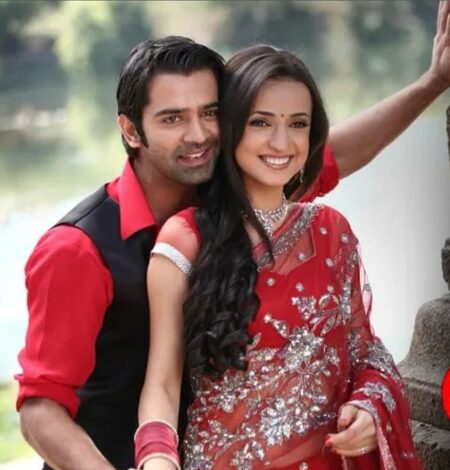 Sanaya Irani celebrates 15 years of ‘Iss Pyaar Ko Kya Naam Doon’: You guys have made us eternal Sanaya Irani celebrates 15 years of ‘Iss Pyaar Ko Kya Naam Doon’: You guys have made us eternal