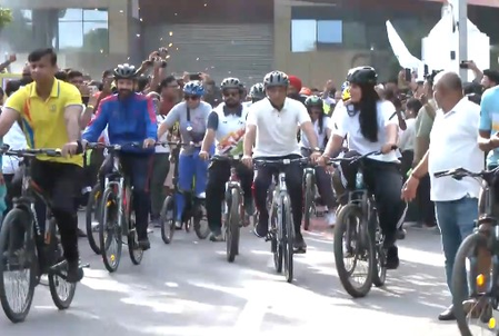 Fit India celebrates World Bicycle Day 2026 with nationwide ‘Sundays on Cycle’ events Fit India celebrates World Bicycle Day 2026 with nationwide ‘Sundays on Cycle’ events