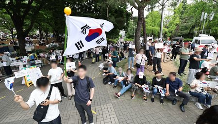 South Korea: Thousands rally for 3rd day demanding new election over ballot shortages South Korea: Thousands rally for 3rd day demanding new election over ballot shortages
