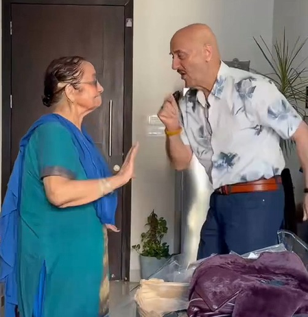 Anupam Kher shares adorable dance moment with mother Dulari Anupam Kher shares adorable dance moment with mother Dulari