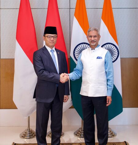 EAM Jaishankar meets Indonesian counterpart Sugiono, discusses comprehensive strategic ties EAM Jaishankar meets Indonesian counterpart Sugiono, discusses comprehensive strategic ties