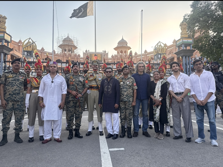 Imtiaz Ali, A.R. Rahman pay musical tribute at Attari Border, talk about partition, love & humanity Imtiaz Ali, A.R. Rahman pay musical tribute at Attari Border, talk about partition, love & humanity