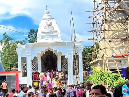 Minority rights body warns of growing threat to historic Hindu temple in Bangladesh Minority rights body warns of growing threat to historic Hindu temple in Bangladesh