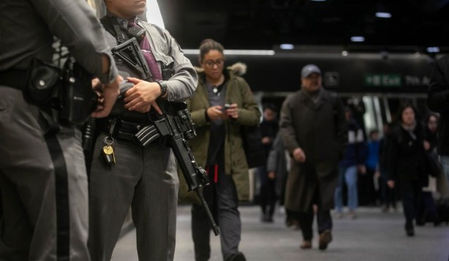 Stabbing spree in New York’s Penn Station; five injured