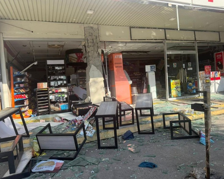 Five killed in 7.8 magnitude Philippines earthquake; tsunami waves up to 1.4 metres Five killed in 7.8 magnitude Philippines earthquake; tsunami waves up to 1.4 metres