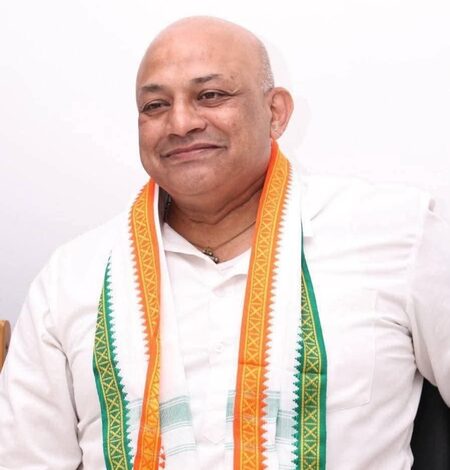 Karnataka CM, Rahul Gandhi, Kharge mourn death of AICC Secretary Suraj Hegde Karnataka CM, Rahul Gandhi, Kharge mourn death of AICC Secretary Suraj Hegde