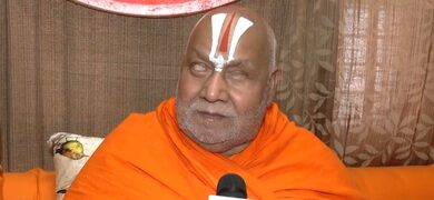 Jagadguru Rambhadracharya rejects Akhilesh Yadav’s allegations on Ram Mandir funds, backs temple trust