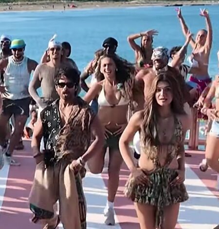Kriti Sanon says she’s still ‘Ment-Ally’ basking in the shooting phase of ‘Cocktail 2’ with Shahid Kapoor Kriti Sanon says she’s still ‘Ment-Ally’ basking in the shooting phase of ‘Cocktail 2’ with Shahid Kapoor