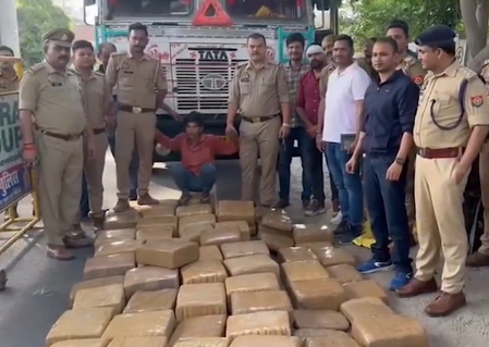 Police seize 6 quintals of ganja worth Rs 10 crore in UP’s Kanpur Police seize 6 quintals of ganja worth Rs 10 crore in UP’s Kanpur
