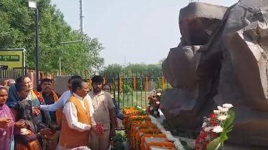 Delhi BJP chief pays tribute to Birsa Munda, hails legacy of tribal empowerment, environmental protection Delhi BJP chief pays tribute to Birsa Munda, hails legacy of tribal empowerment, environmental protection