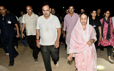 Rajasthan CM Sharma performs sacred seven-Kosi parikrama of Govardhan Rajasthan CM Sharma performs sacred seven-Kosi parikrama of Govardhan