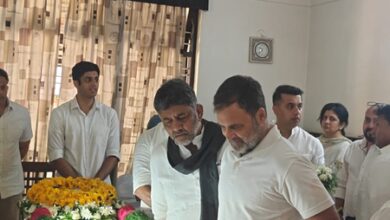 Rahul Gandhi pays last respects to AICC Secretary Suraj Hegde in Bengaluru