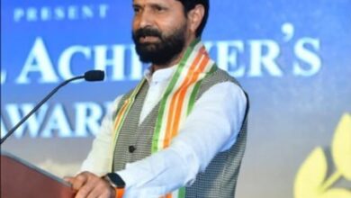 Karnataka BJP MLC asks Kharge to ‘maintain dignity’, avoid ‘goonda-like’ conduct