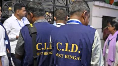 Bengal CID team arrives at Trinamool office adjacent to Mamata Banerjee’s residence, stopped by former party MP Bengal CID team arrives at Trinamool office adjacent to Mamata Banerjee’s residence, stopped by former party MP