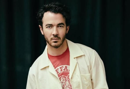 Kevin Jonas reveals he threw up during Nick Jonas’ 1st date with Priyanka Chopra Kevin Jonas reveals he threw up during Nick Jonas’ 1st date with Priyanka Chopra
