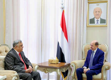 Indian envoy meets Yemeni PM in Riyadh to boost ties Indian envoy meets Yemeni PM in Riyadh to boost ties