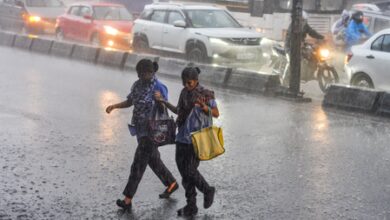 Heavy rains lash Hyderabad, two die of electrocution Heavy rains lash Hyderabad, two die of electrocution