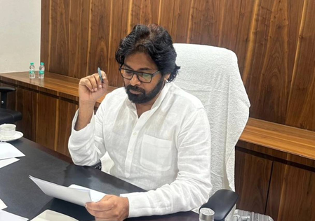 Andhra Pradesh Deputy CM Pawan Kalyan calls Bharathiraja’s demise “an irreplaceable loss to the Indian film industry”