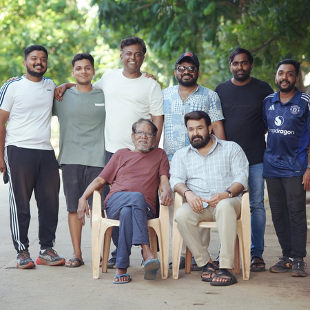 Mohanlal calls Bharathiraja, “a director who found poetry in soil, truth in silence, and soul in every frame” Mohanlal calls Bharathiraja, “a director who found poetry in soil, truth in silence, and soul in every frame”