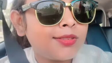 Shilpi Raj calls her Bhojpuri track ‘Round Round’, a pre-requisite for festive occasions Shilpi Raj calls her Bhojpuri track ‘Round Round’, a pre-requisite for festive occasions