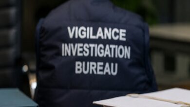 Bihar: Village head held in Samastipur for allegedly taking Rs 1.20 lakh bribe Bihar: Village head held in Samastipur for allegedly taking Rs 1.20 lakh bribe