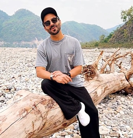 Aparshakti Khurana found no work in the industry till he married his wife Aakriti Aparshakti Khurana found no work in the industry till he married his wife Aakriti