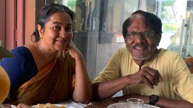 Radhika Sarathkumar pays touching tribute to her guru Bharathiraja; says her heart feels heavy! Radhika Sarathkumar pays touching tribute to her guru Bharathiraja; says her heart feels heavy!