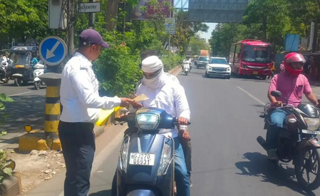 Gujarat: Helmet drive nets over 1.88 lakh traffic violators, including 5,123 govt employees Gujarat: Helmet drive nets over 1.88 lakh traffic violators, including 5,123 govt employees