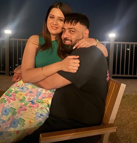 Badshah’s wife Isha Rikhi shares first official husband-wife pic after fans pressurise her for answers Badshah’s wife Isha Rikhi shares first official husband-wife pic after fans pressurise her for answers